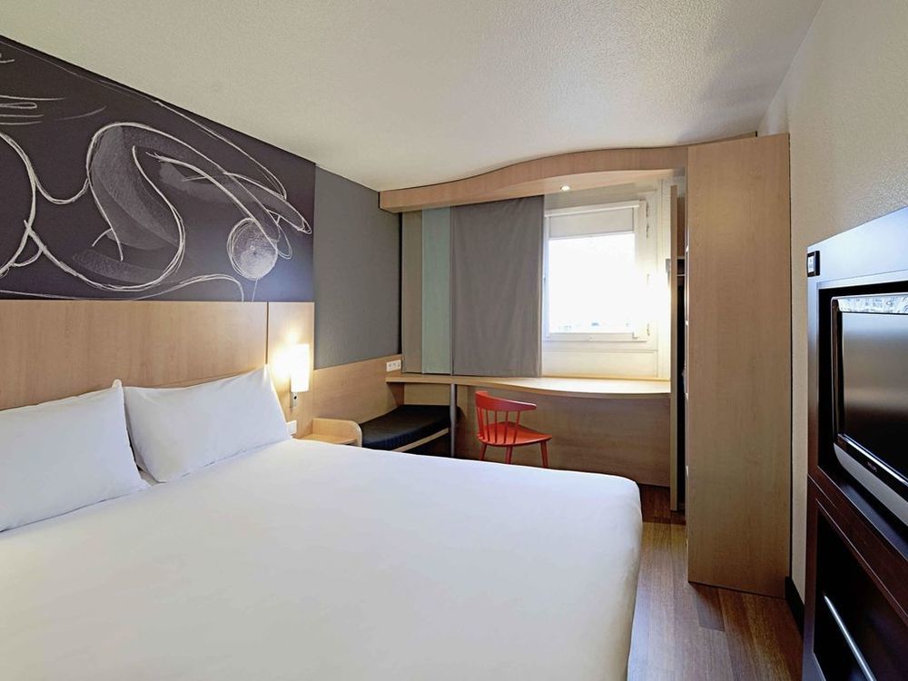 Ibis Centre 3*