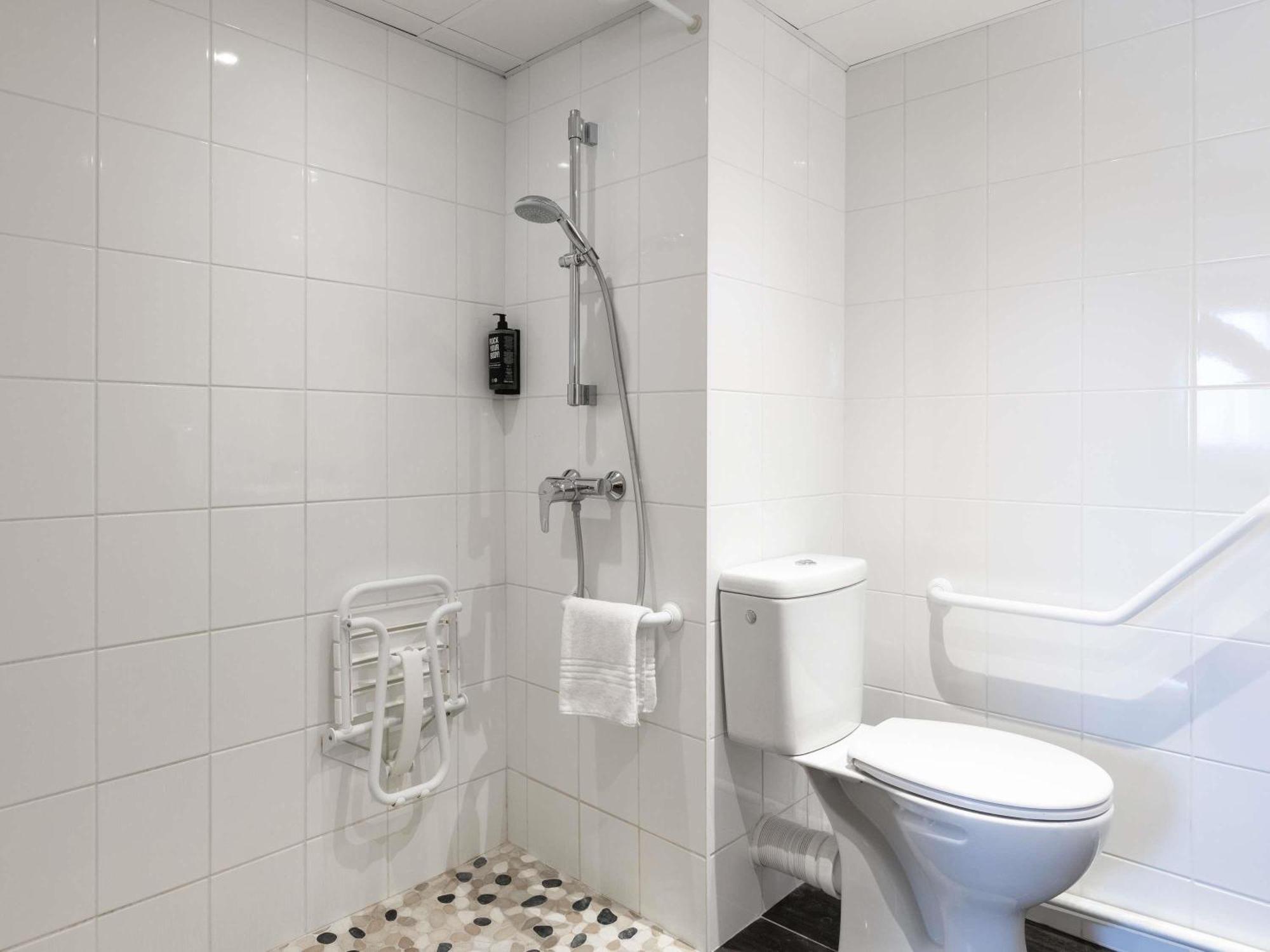 Hotel Ibis Centre 3*