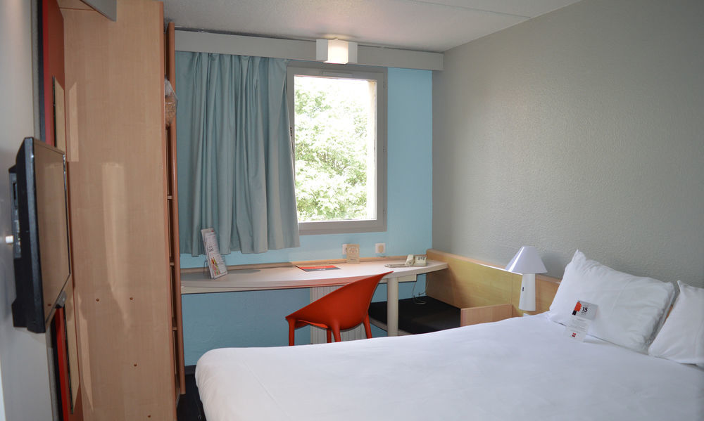 Hotel Ibis Centre 3*