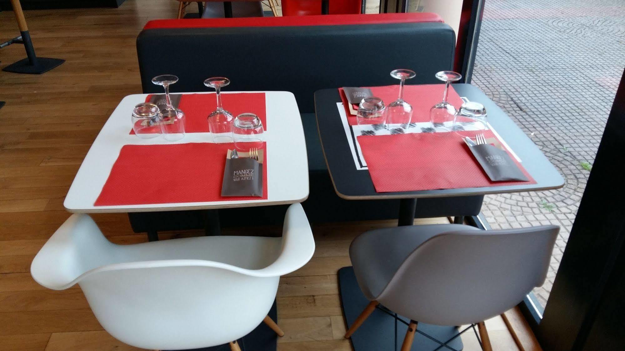 Ibis Centre Hotel 3*