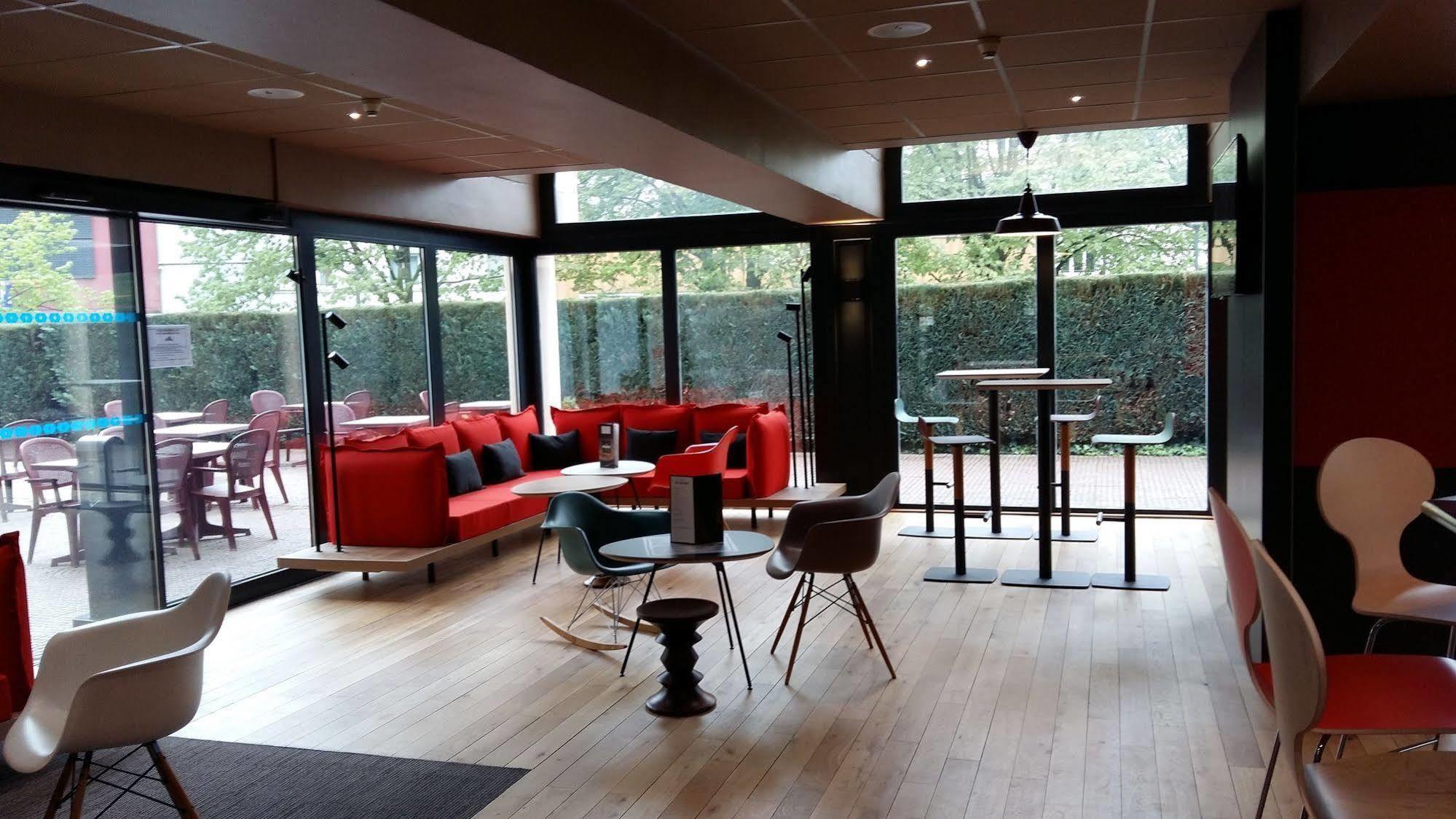 Ibis Centre 3*